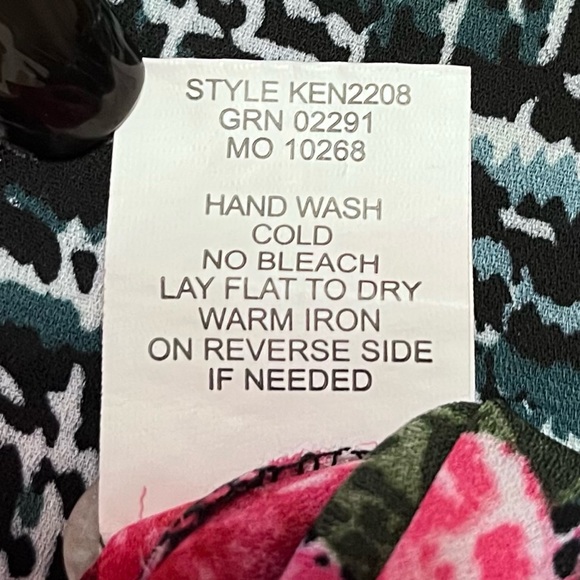 Fig & Flower Women’s Floral Print Hi-low Popover Tunic Small Longline Red Black - Picture 10 of 11